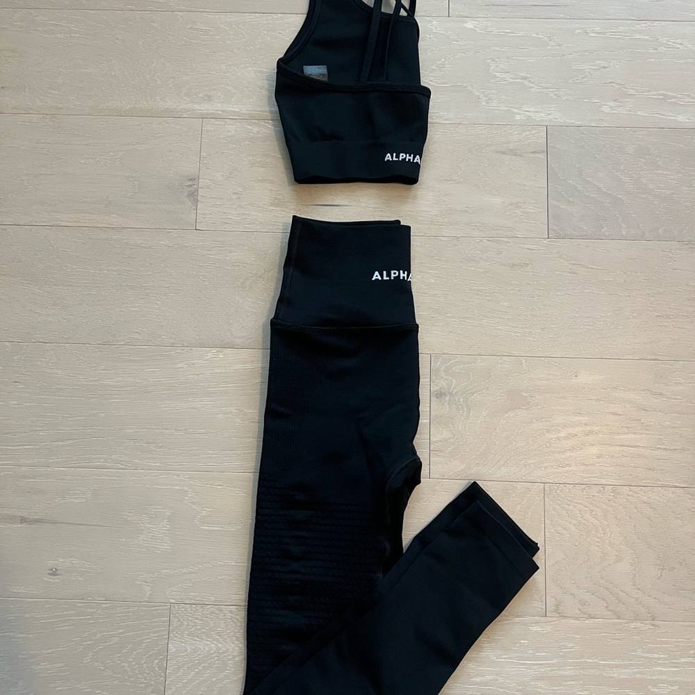 Alphalete size Small